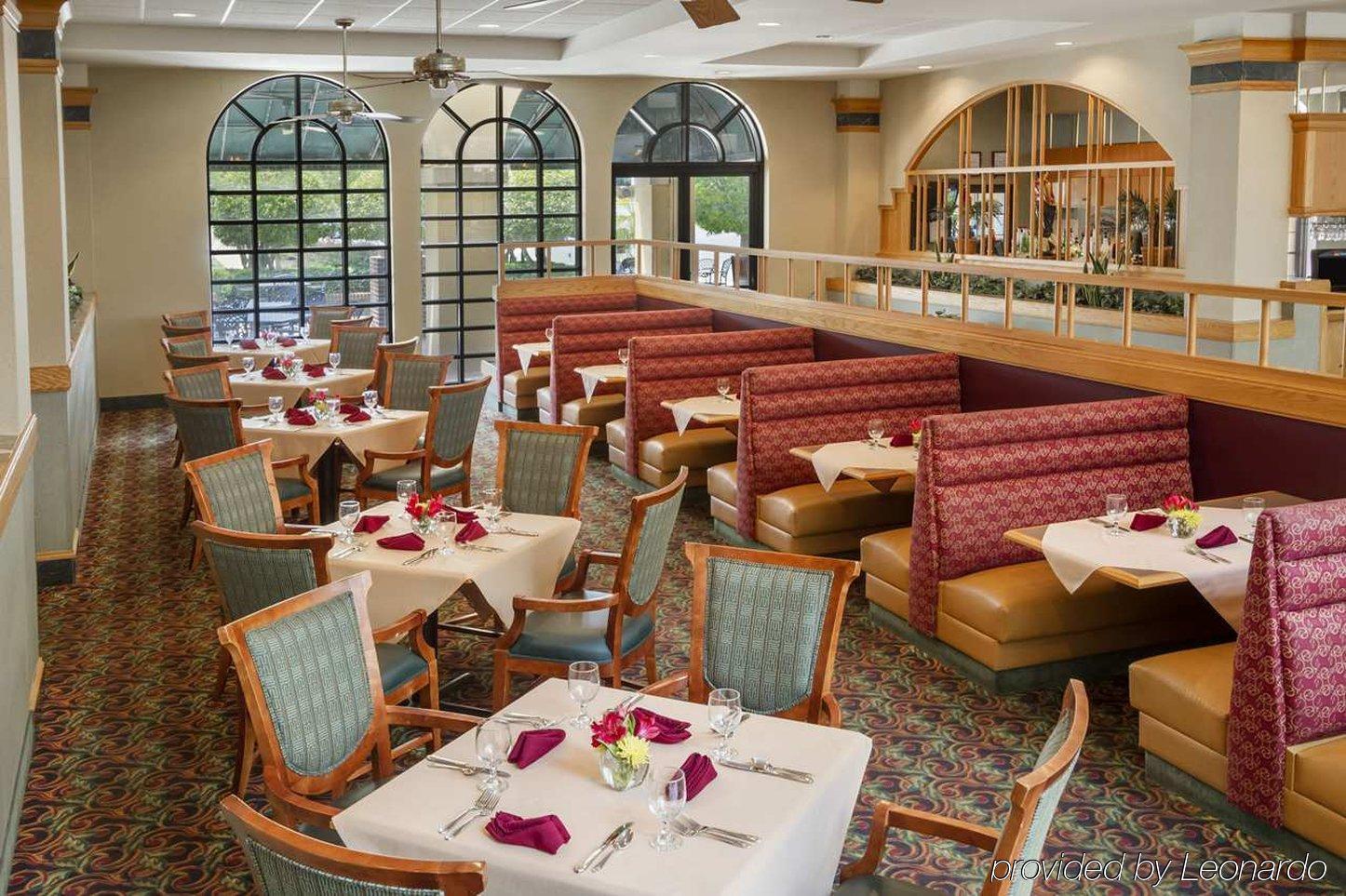 Embassy Suites Greenville Golf Resort & Conference Center Restaurant photo